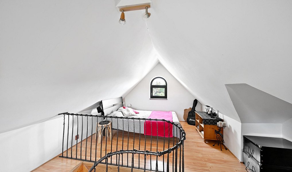 Prodej domu 284 m² s pozemkem 440 m², Roztoky – náhled fotky 23