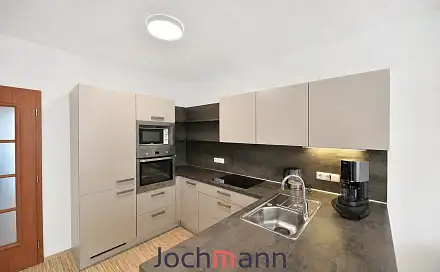 Pronájem bytu 2+kk 64 m², B. Smetany, České Budějovice - České Budějovice 3