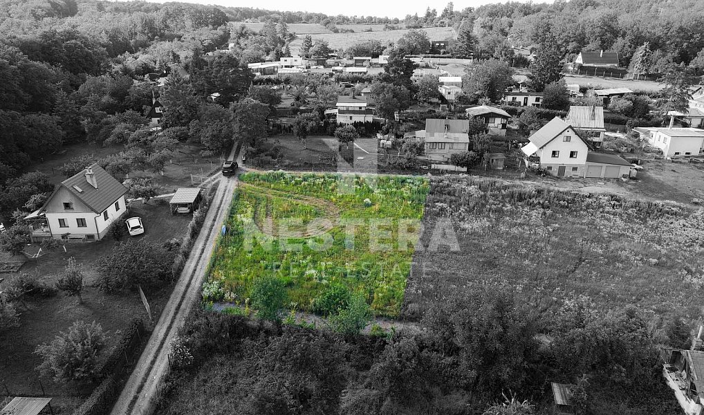 Prodej stavebního pozemku 838 m², Vráž – náhled fotky 4