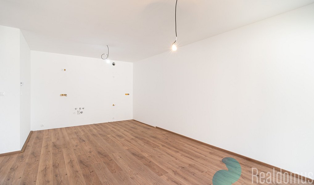 Prodej bytu 3+kk 64 m², Frymburk – náhled fotky 13
