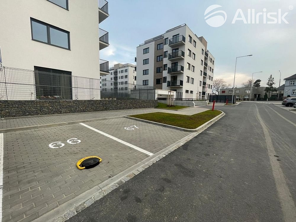 Pronájem, parkovací stání, 11 m2, rezidence bílá perla, ul. u císařského pluku, opava