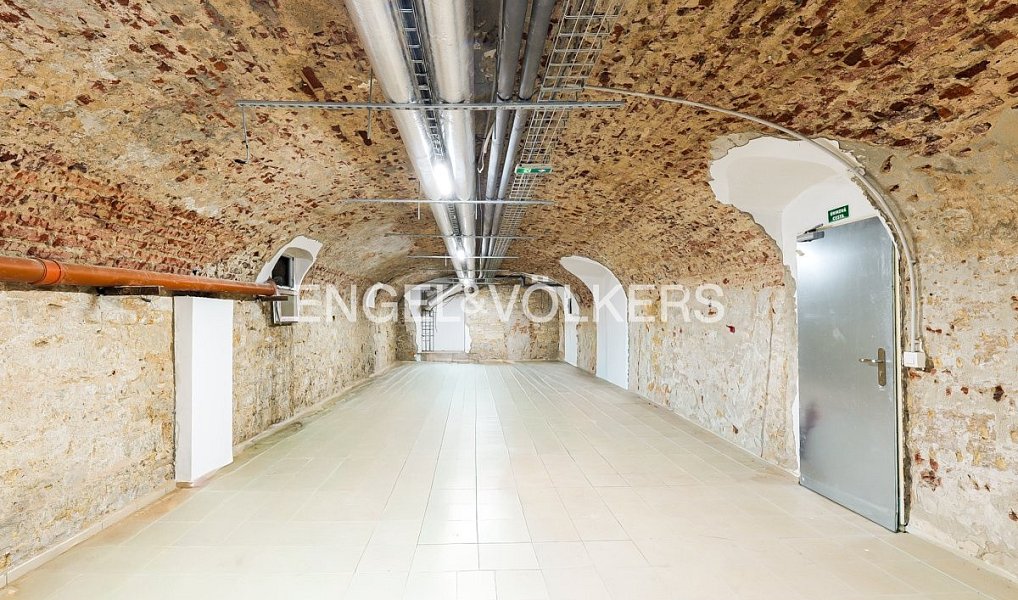 Pronájem skladovacích prostor 77 m², Praha – náhled fotky 2