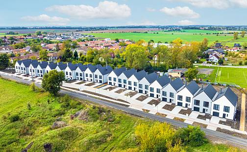 Resort Za hřištěm by Bydlíme s klidem, Ke Hřišti, Pečky