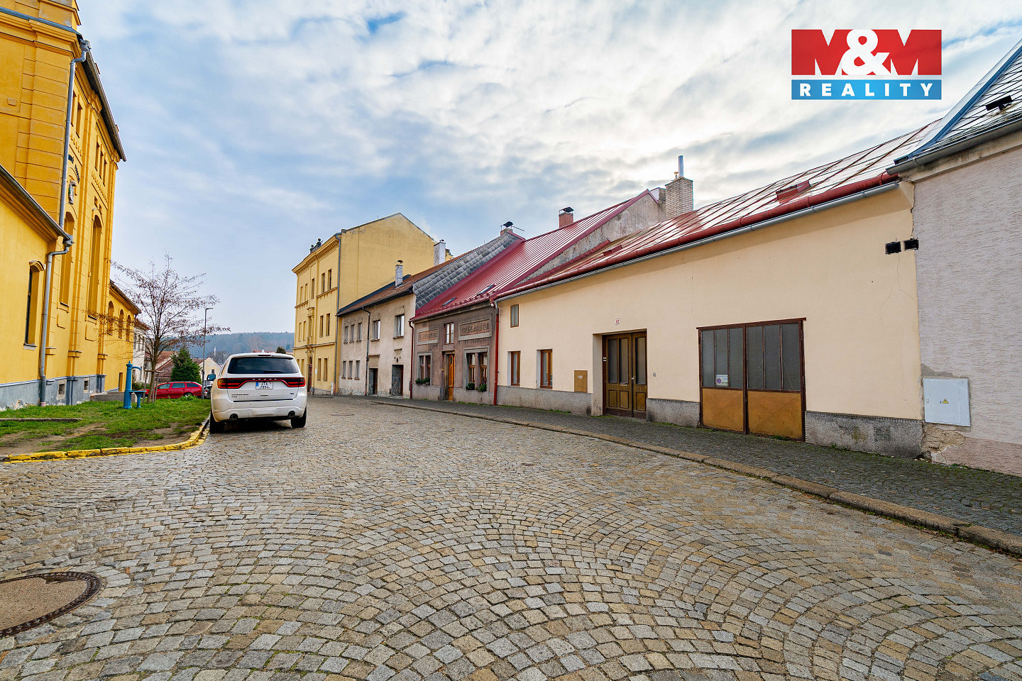 Prodej nájemního domu, činžáku 200 m² — photo 4