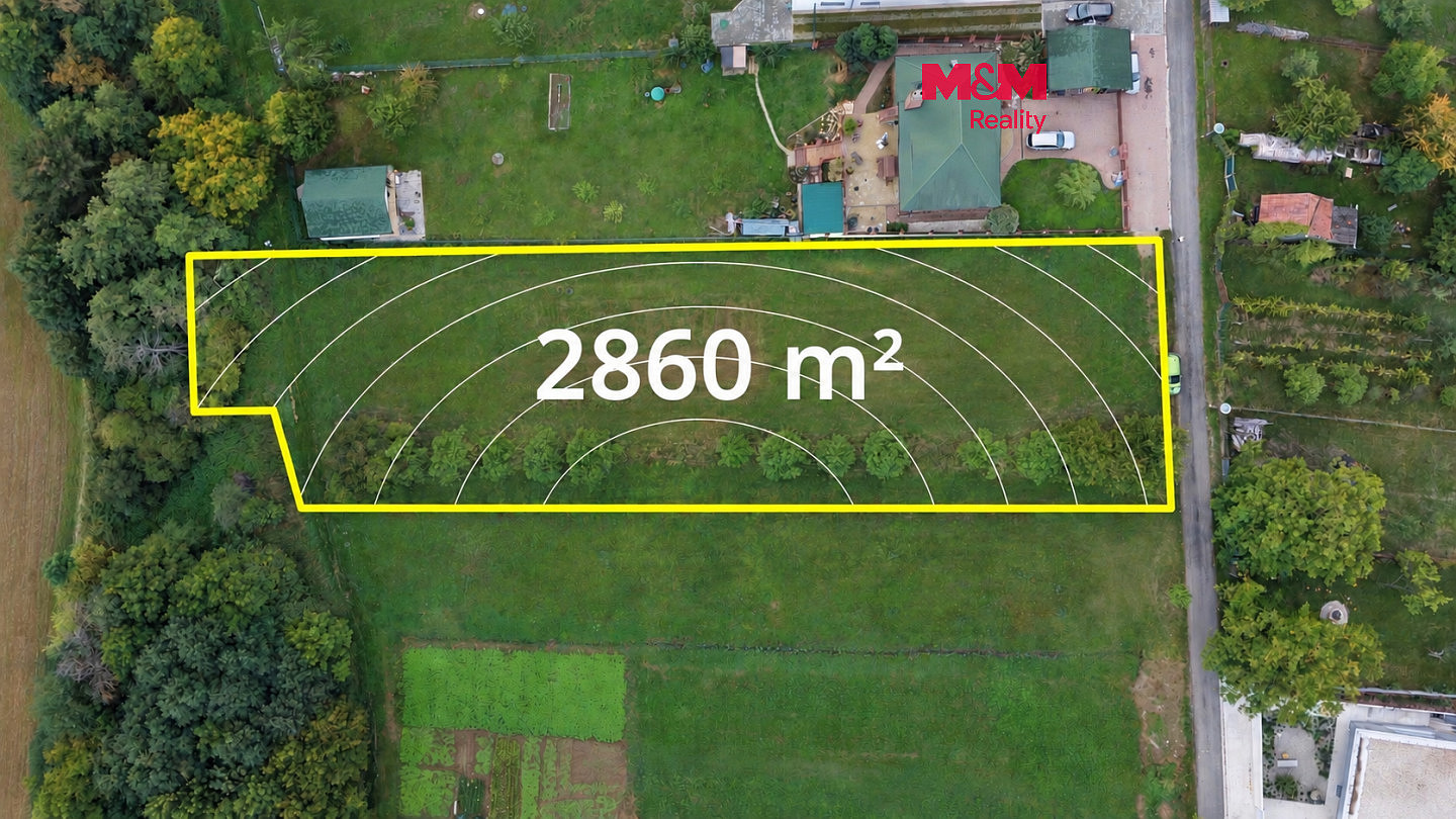 Prodej stavebního pozemku 2 860 m²