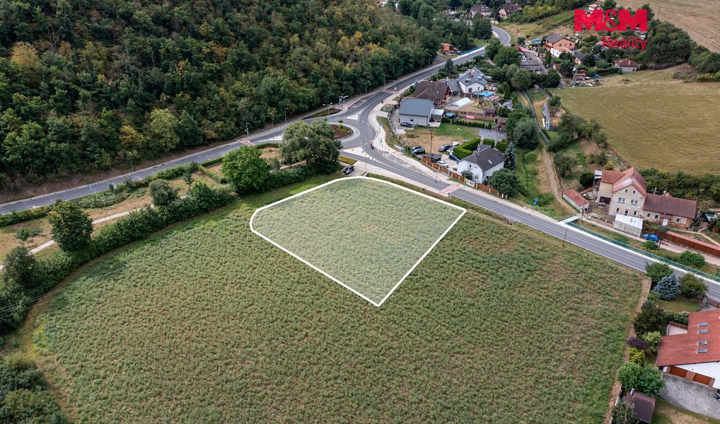 Prodej stavebního pozemku 1 934 m², Králův Dvůr – náhled fotky 10