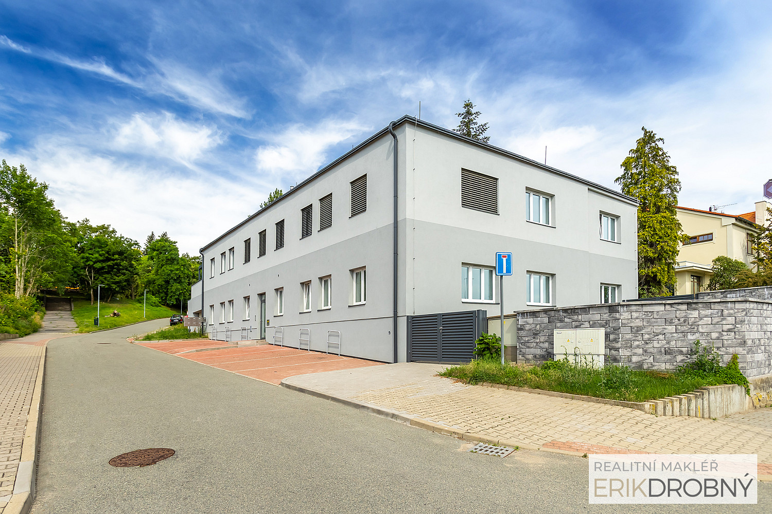 Pronájem bytu 1+kk 23 m² — photo 2