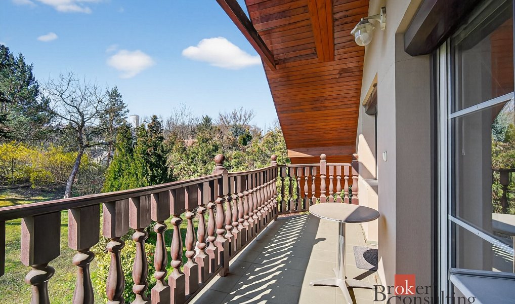 Prodej domu 258 m² s pozemkem 1 347 m², Praha – náhled fotky 28