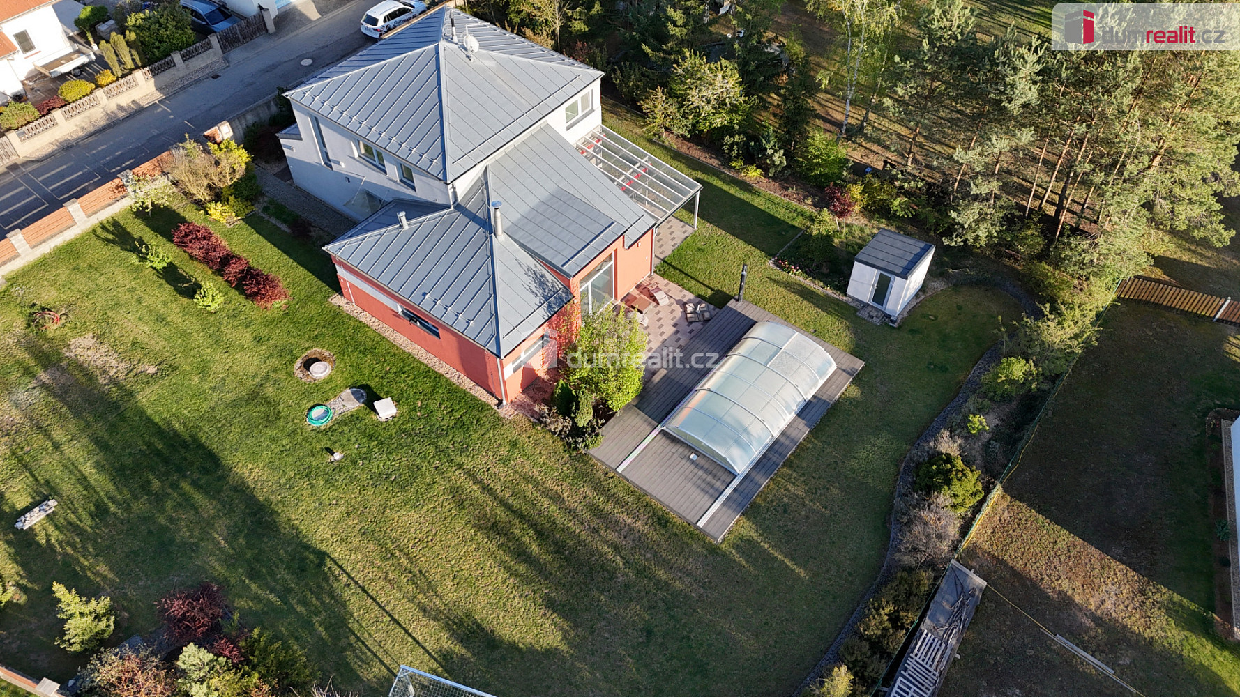 Prodej domu 208 m² s pozemkem 1 506 m²