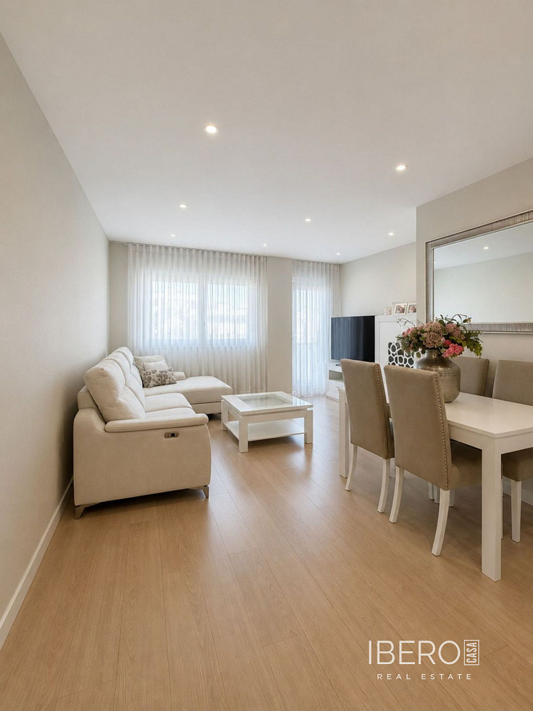 Prodej bytu 4+kk 95 m² — photo 2