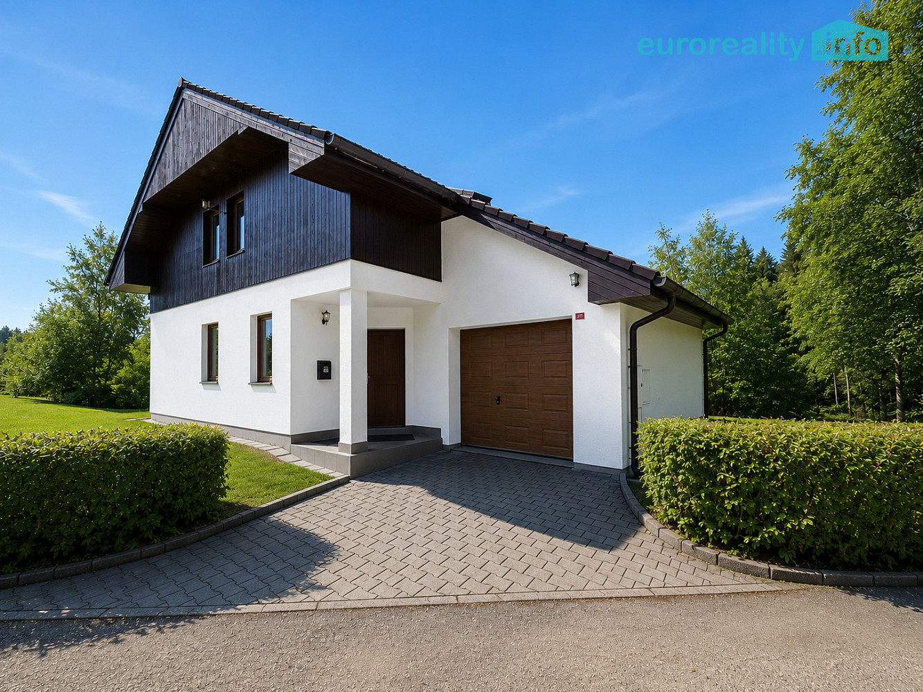 Prodej domu 180 m² s pozemkem 447 m²