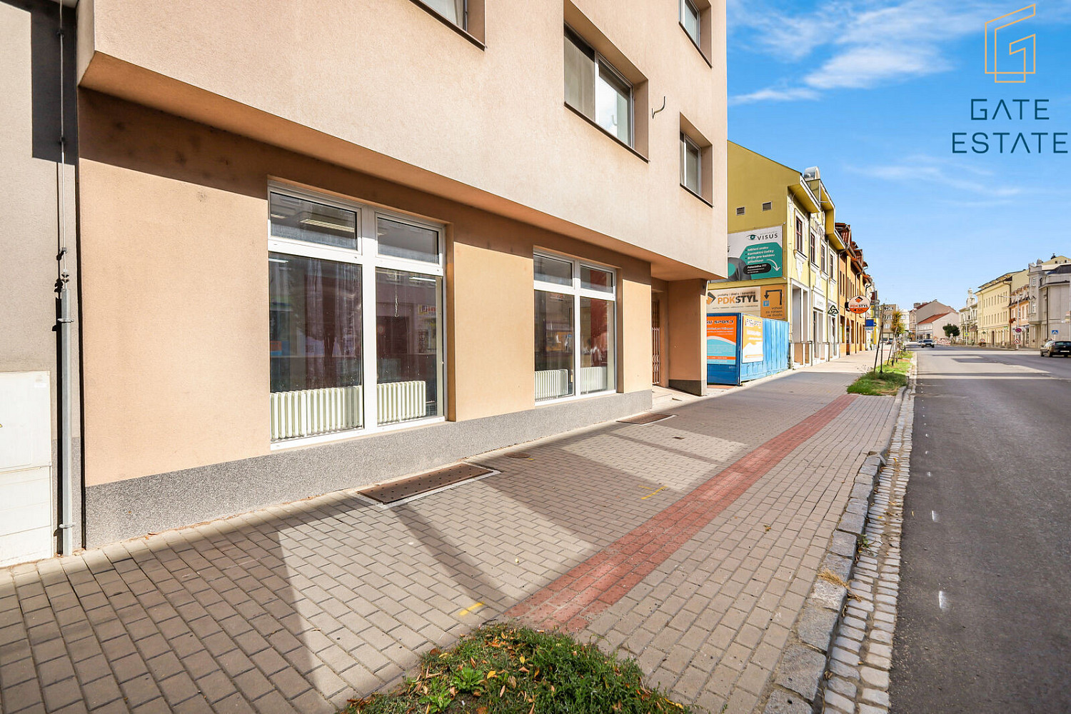 Prodej obchodních prostor 87 m²