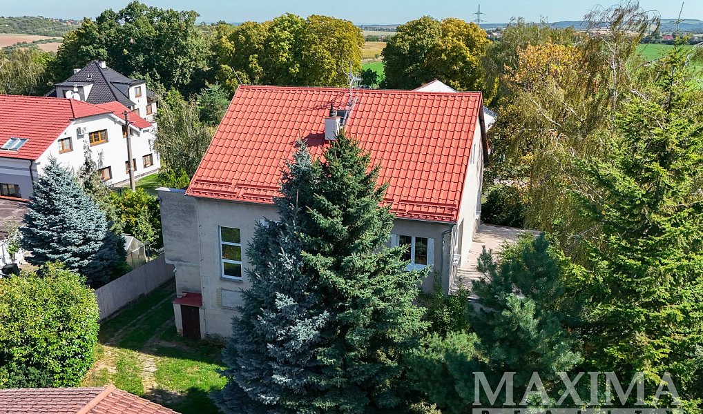 Prodej domu 180 m² s pozemkem 1 806 m², Cvrčovice – náhled fotky 3