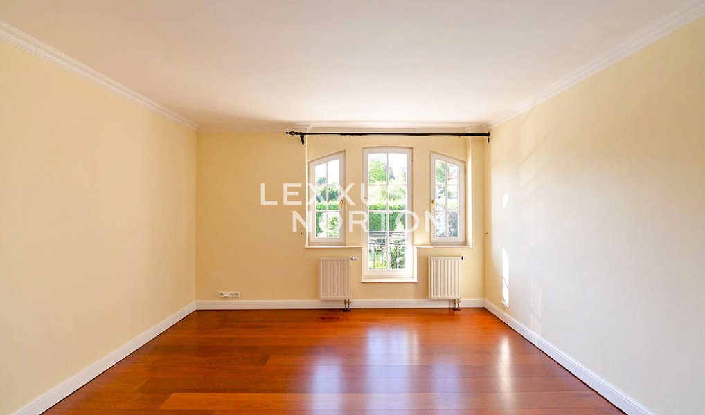 Pronájem domu 600 m² s pozemkem 1 450 m², Praha – náhled fotky 9