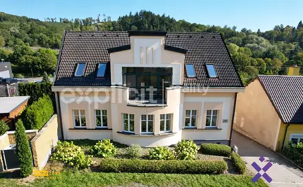 Pronájem kanceláře 460 m², Vršava I, Zlín