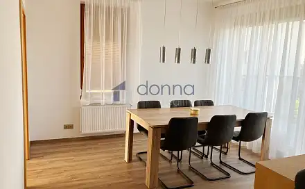 Pronájem bytu 4+1 92 m²