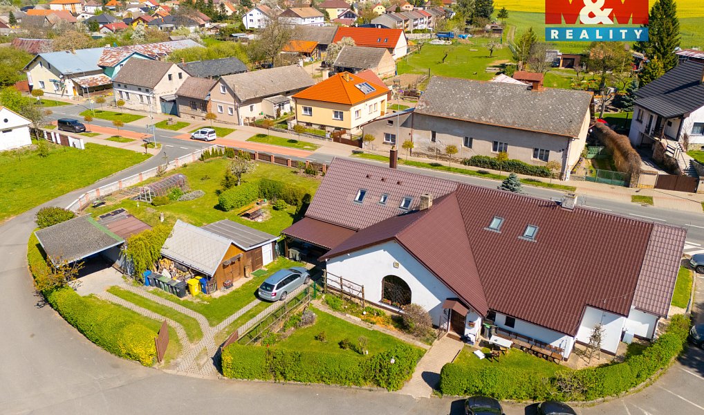 Prodej domu 390 m² s pozemkem 1 050 m², Suchdol – náhled fotky 7