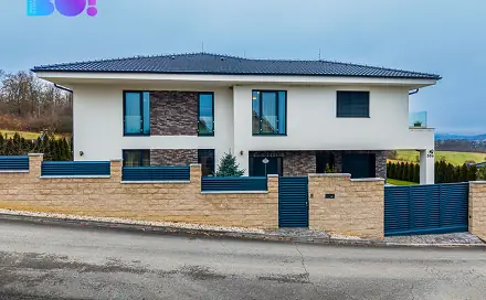 Prodej domu 543 m² s pozemkem 1 009 m², Stará Huť, okres Příbram