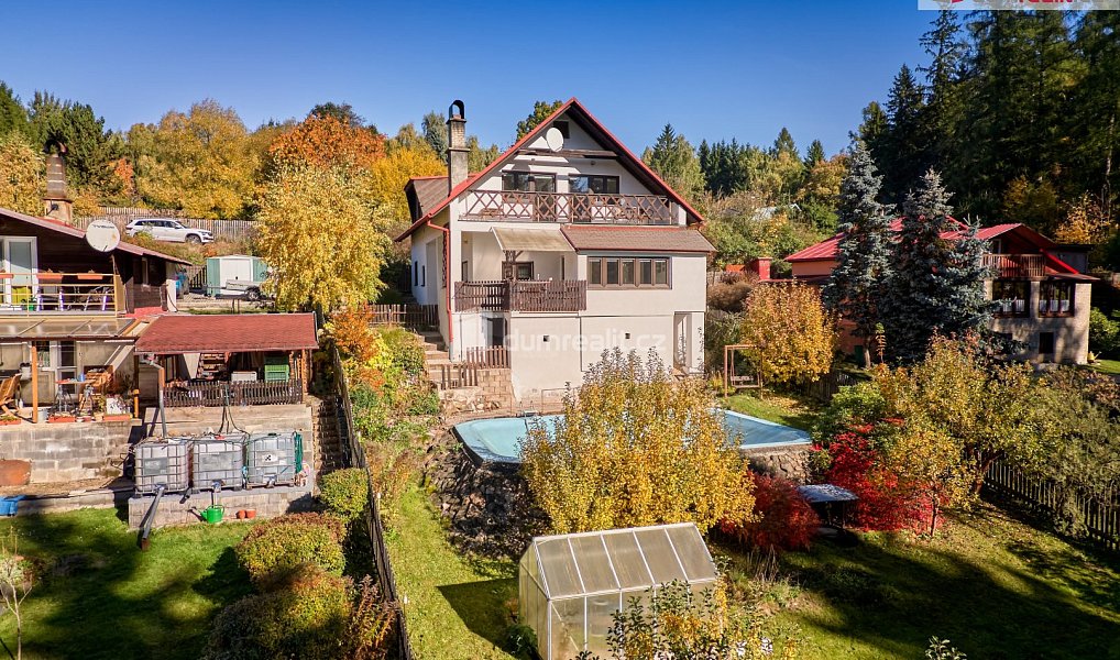Prodej domu 250 m² s pozemkem 1 520 m², Stará Voda – náhled fotky 18