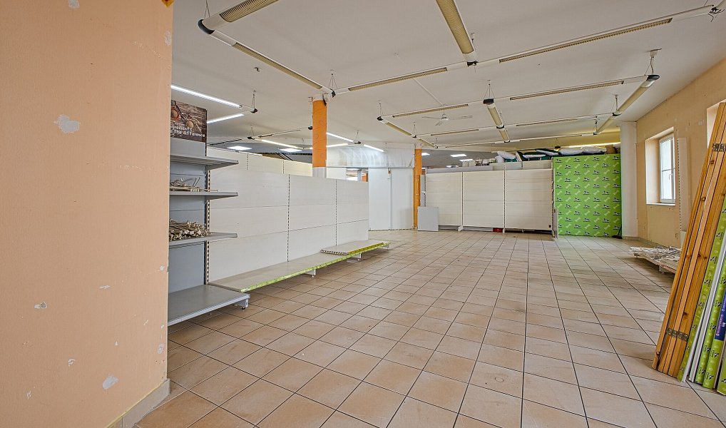 Pronájem obchodních prostor 95 m², Uherské Hradiště – náhled fotky 9