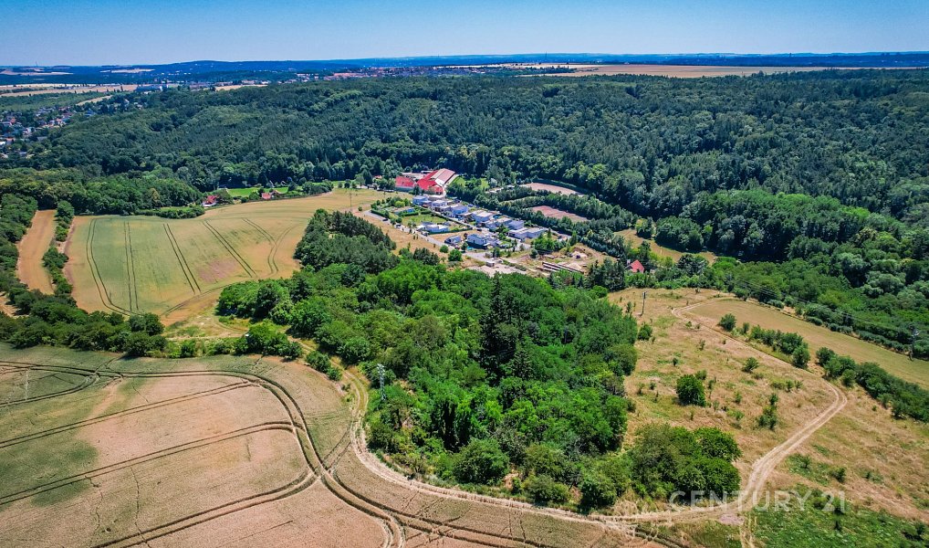 Prodej pole 1 495 m², Statenice – náhled fotky 12