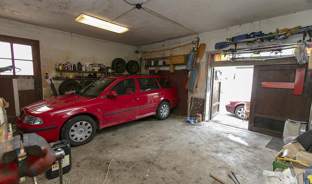Prodej výrobních prostor 255 m², Lahošť – náhled fotky 23