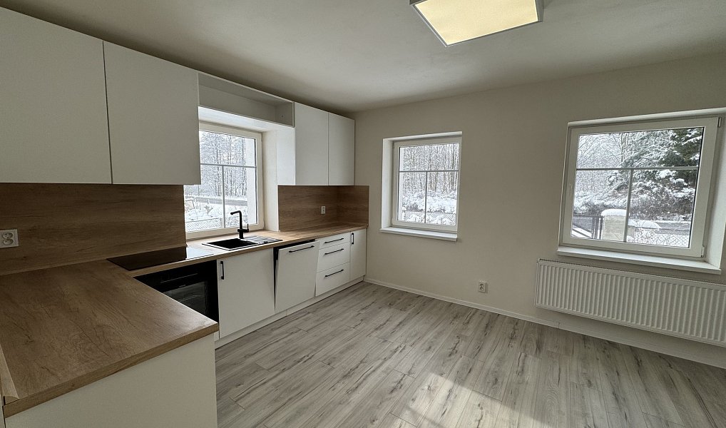 Prodej domu 155 m² s pozemkem 658 m², Krásná Lípa – náhled fotky 16