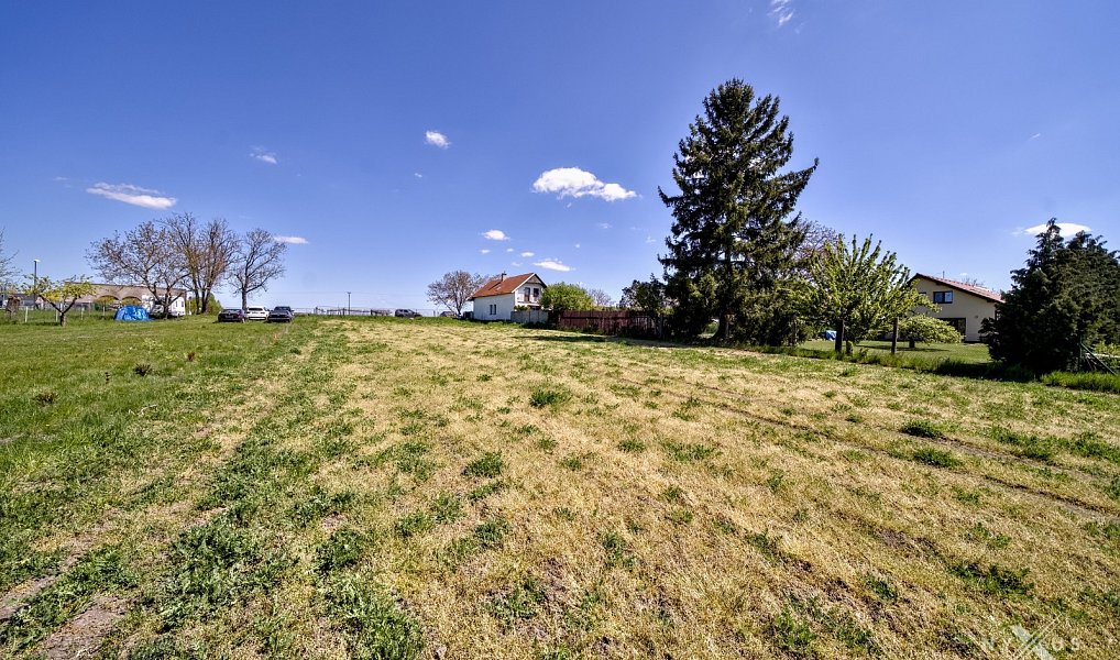 Prodej stavebního pozemku 2 030 m², Chleby – náhled fotky 22