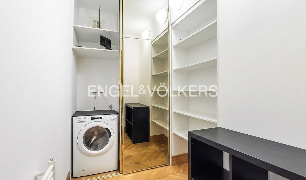 Pronájem bytu 5+1 195 m², Praha – náhled fotky 13