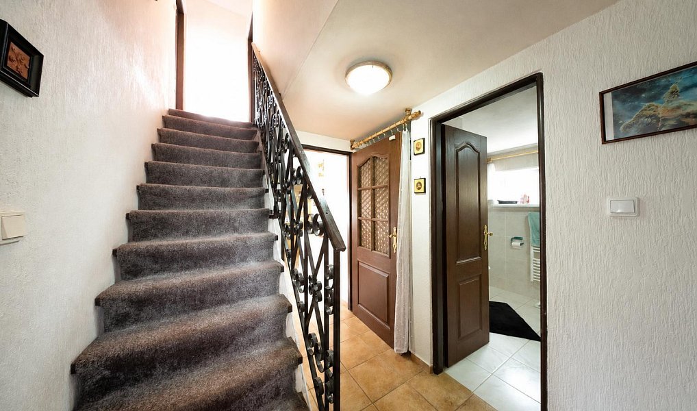 Prodej domu 120 m² s pozemkem 566 m², Tuchořice – náhled fotky 10