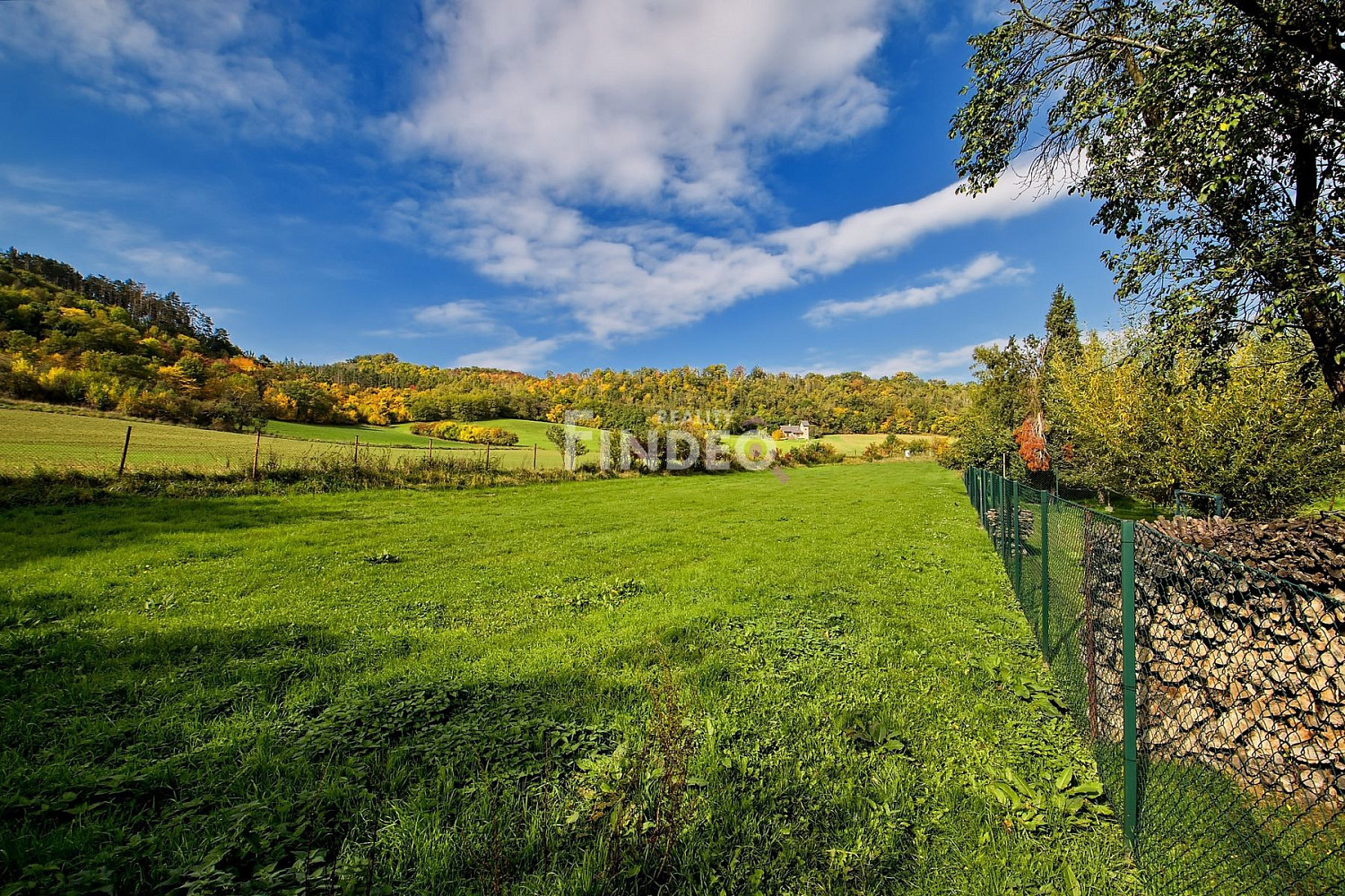 Prodej stavebního pozemku 1 936 m² – fotografie 3