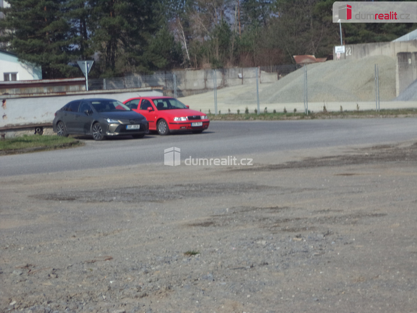 Pronájem komerčního objektu (jiného typu) 2 000 m² – fotografie 3