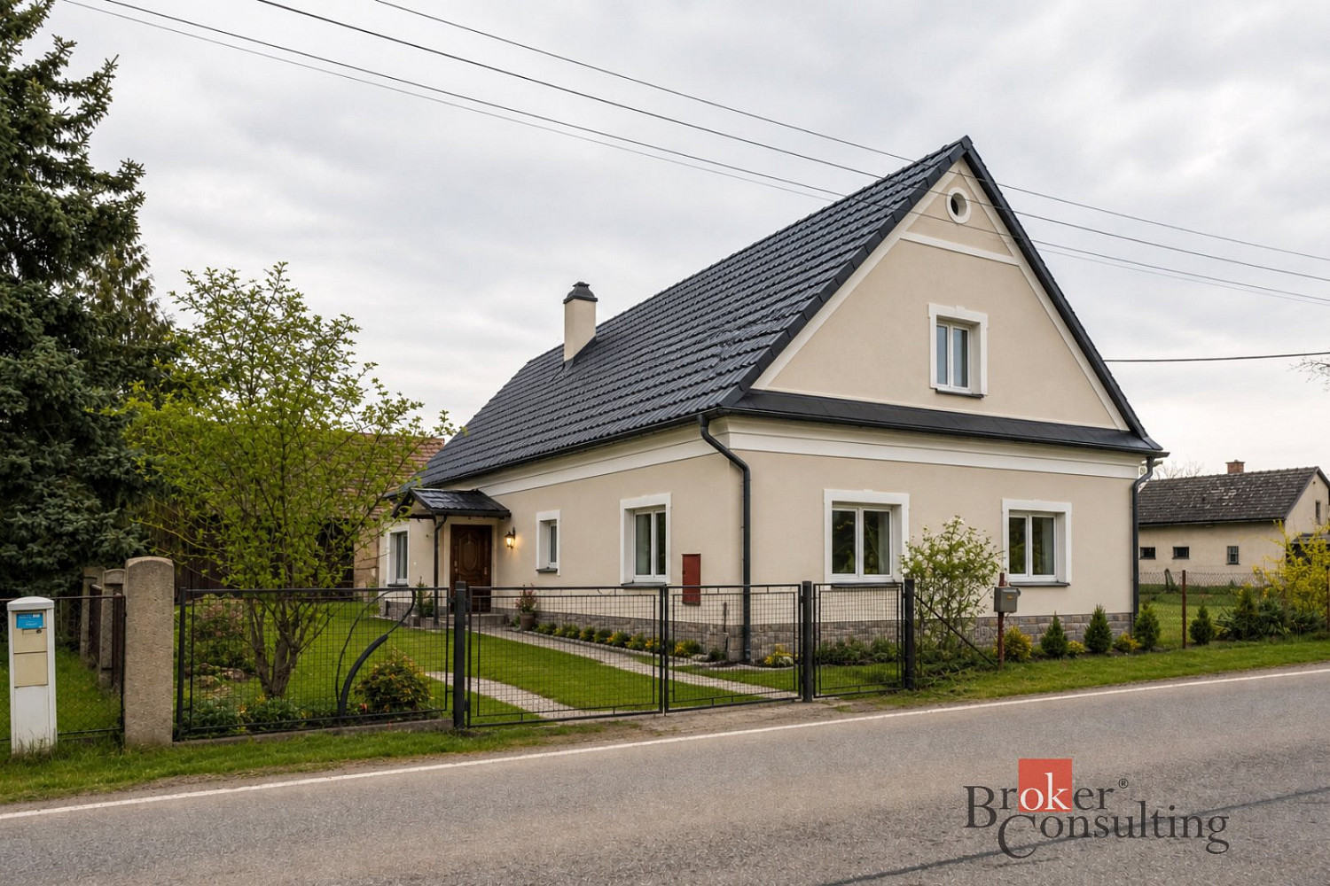Prodej domu 230 m² s pozemkem 2 698 m² – fotografie 3