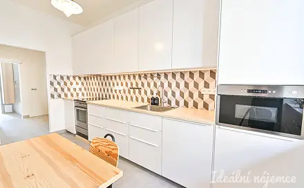 Pronájem bytu 3+1 76 m², Kotlářská, Brno - Veveří