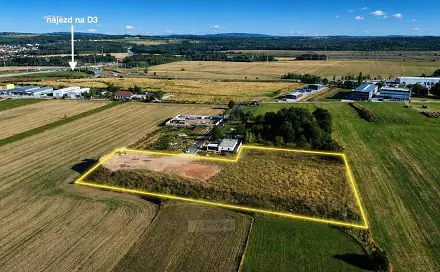 Prodej komerčního pozemku 11 525 m², Pod Strání, Hůry, okres České Budějovice