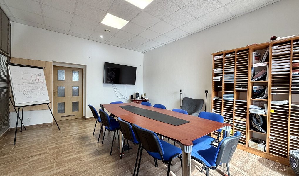 Prodej domu 466 m² s pozemkem 778 m², Chomutov – náhled fotky 27