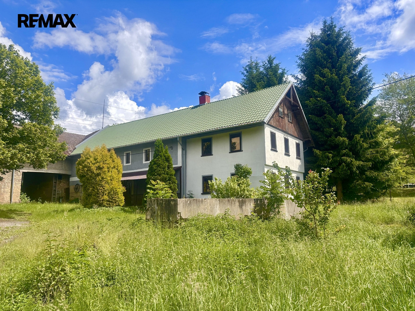 Prodej domu 260 m² s pozemkem 1 211 m² — photo 2