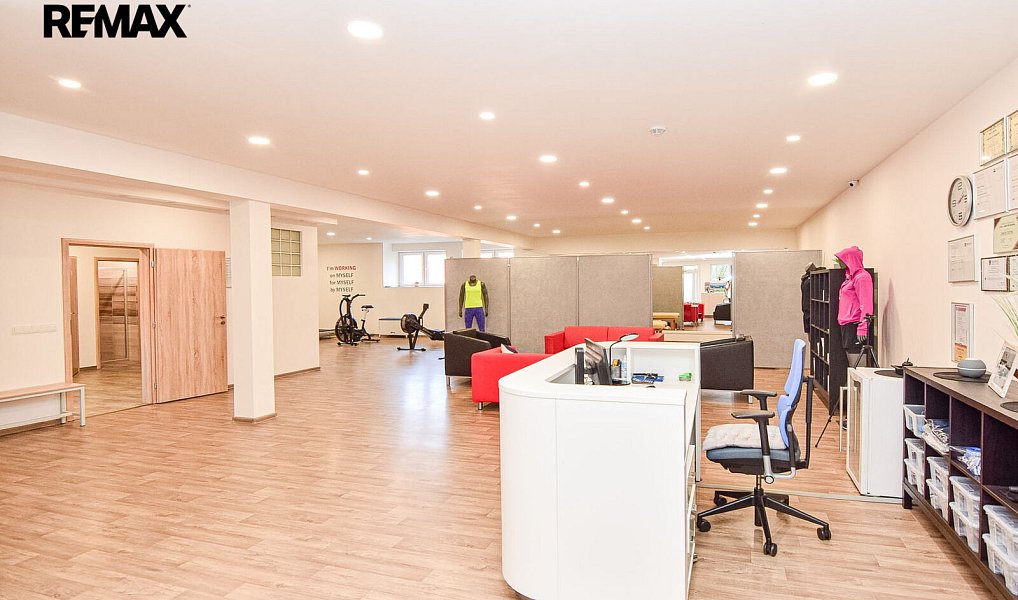 Pronájem obchodních prostor 380 m², Úhonice – náhled fotky 5