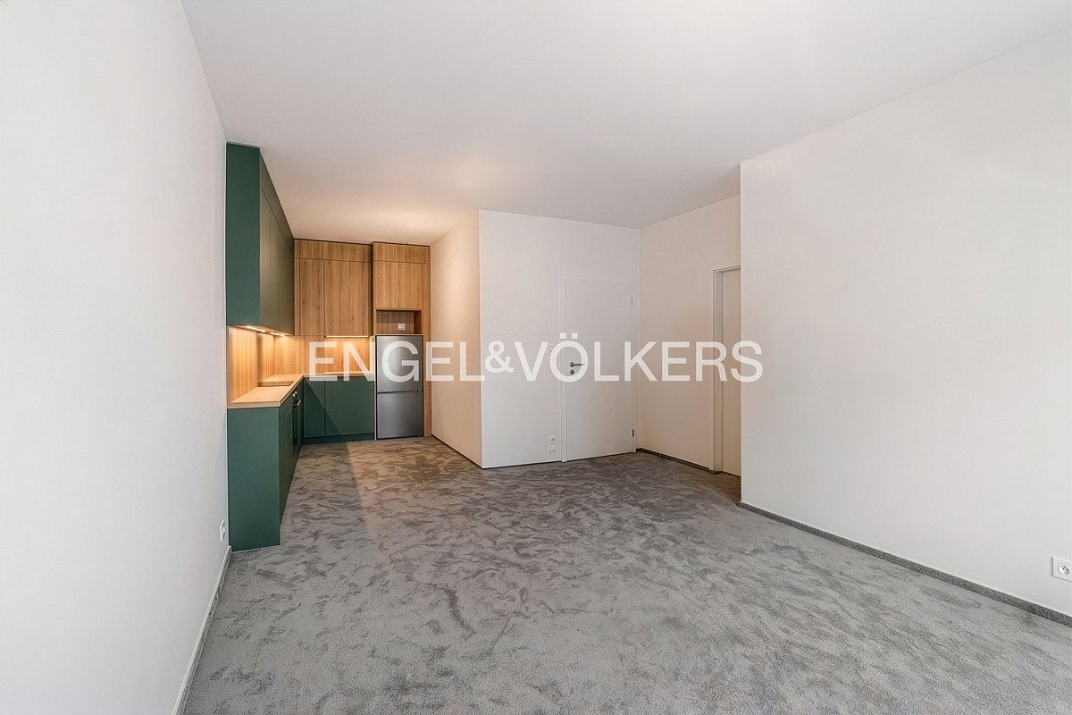 Pronájem bytu 2+kk 42 m² — photo 2
