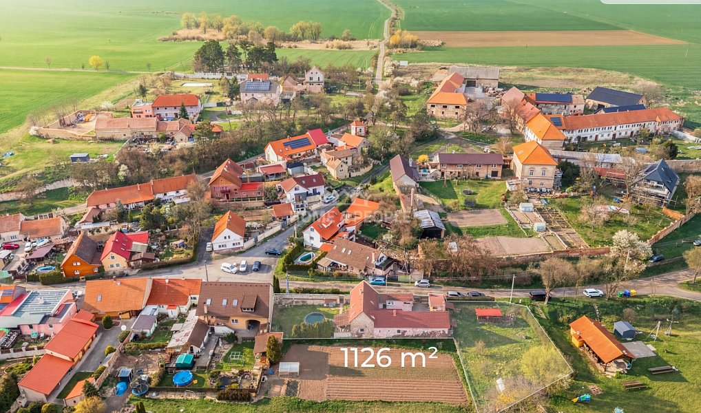 Prodej domu 133 m² s pozemkem 1 126 m², Zlonice – náhled fotky 24