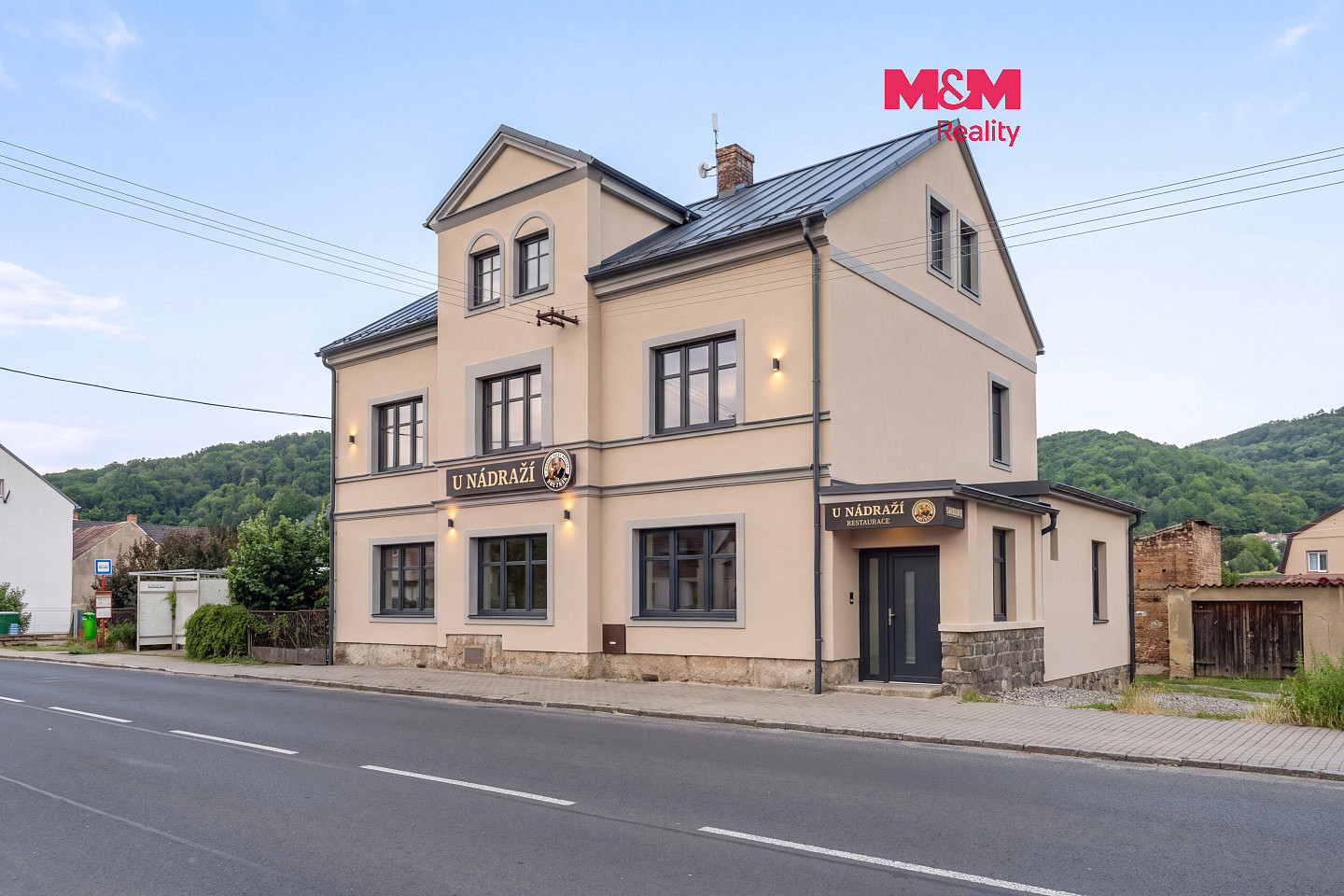 Prodej domu 300 m² s pozemkem 376 m²