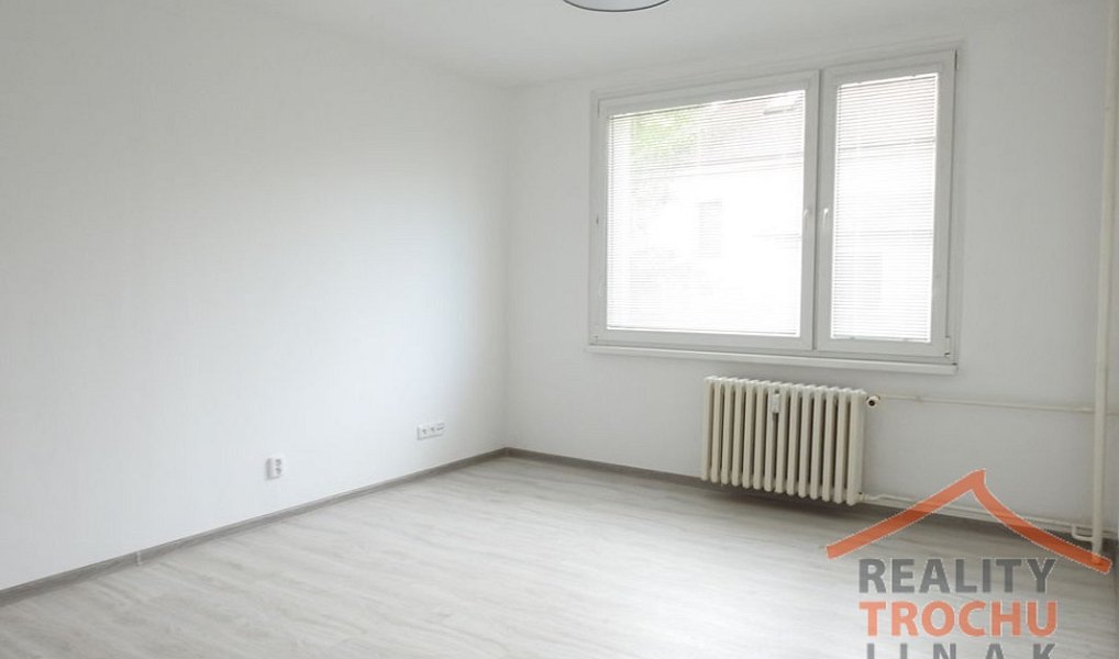 Pronájem bytu 1+1 38 m², Hradec Králové – náhled fotky 5