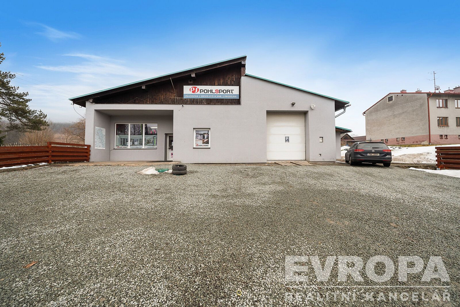 Prodej obchodních prostor 376 m²