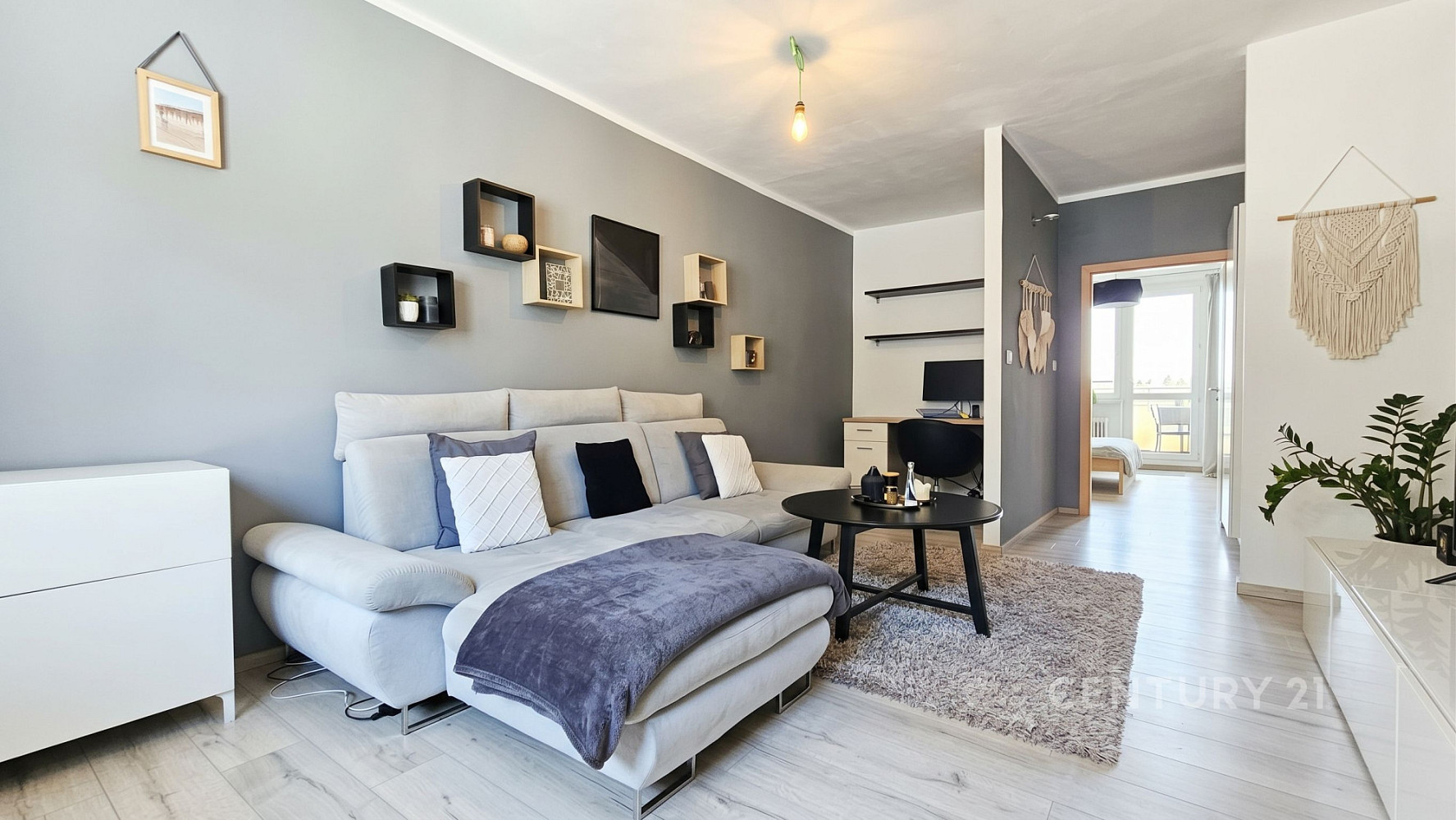 Pronájem bytu 2+1 60 m² – fotografie 3