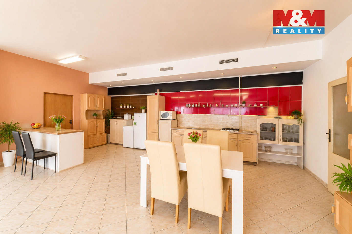 Prodej domu 650 m² s pozemkem 460 m² — photo 3