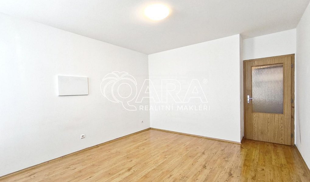 Pronájem bytu 2+kk 71 m², Praha – náhled fotky 8