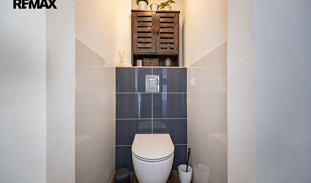 Prodej domu 260 m² s pozemkem 180 m², Krupka – náhled fotky 16