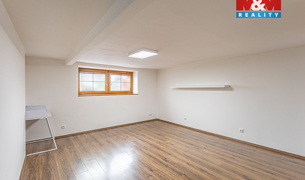 Prodej bytu 2+1 64 m², Praha – náhled fotky 2