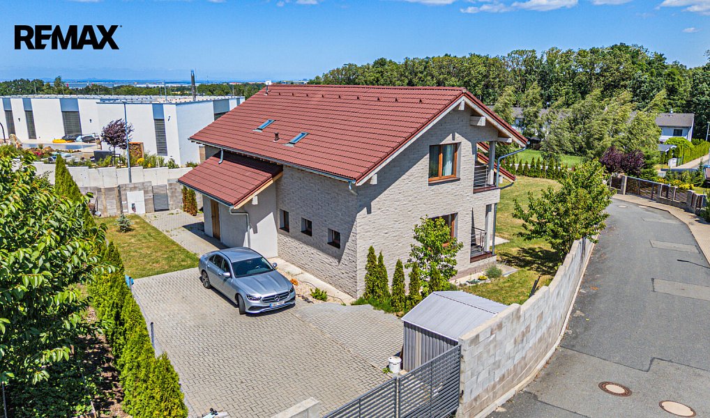 Prodej domu 226 m² s pozemkem 793 m², Popovičky – náhled fotky 14