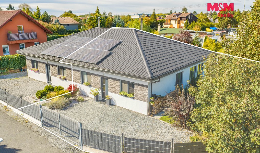 Prodej domu 85 m² s pozemkem 1 005 m², Sulice – náhled fotky 3